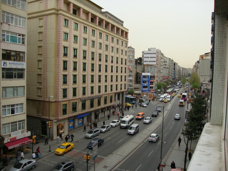 Halaskargazi Caddesi