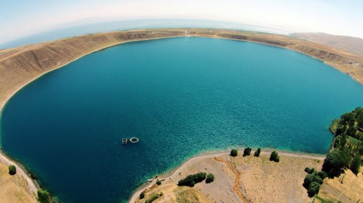 Bitlis Gezilecek Yerler Aygır Gölü