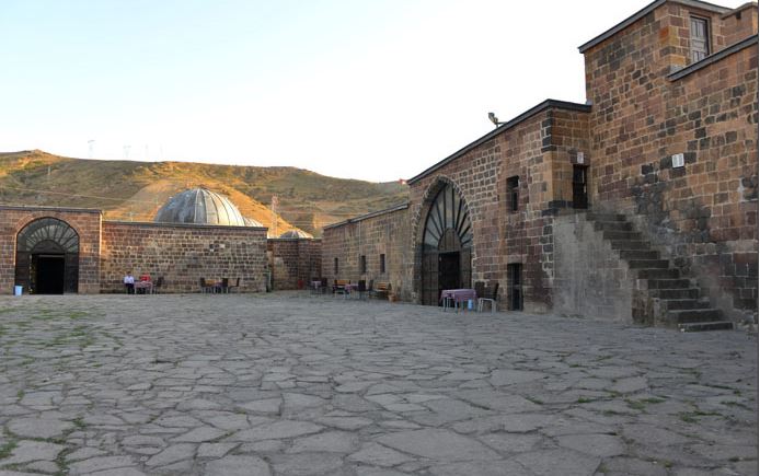 Bitlis Gezilecek Yerler El Aman Hanı