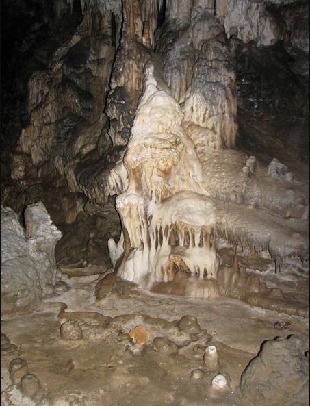 Kılıçlı Mağarası