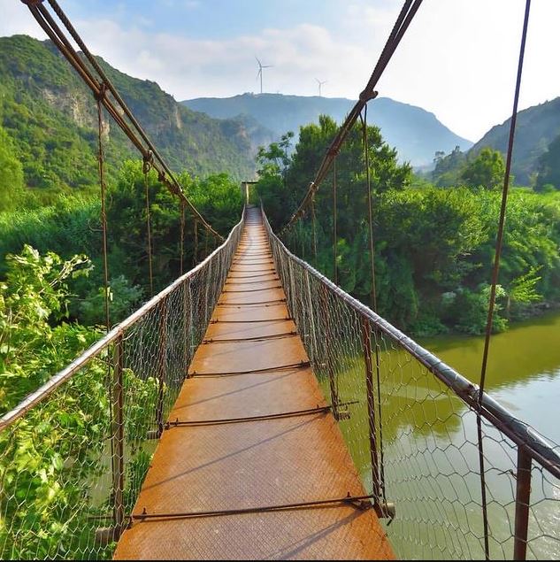Yeşilyazı Asma Köprüsü