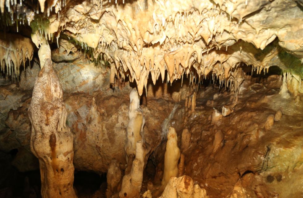 Tulumtaş Mağarası