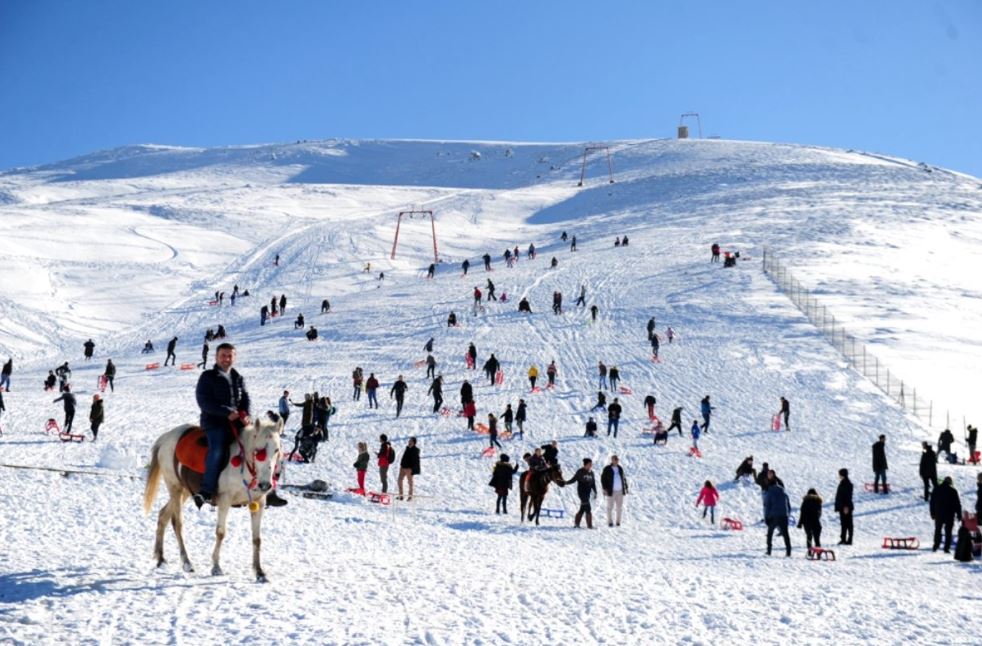 Ankara Gezilecek Yerler Elmadağ Kayak Merkezi