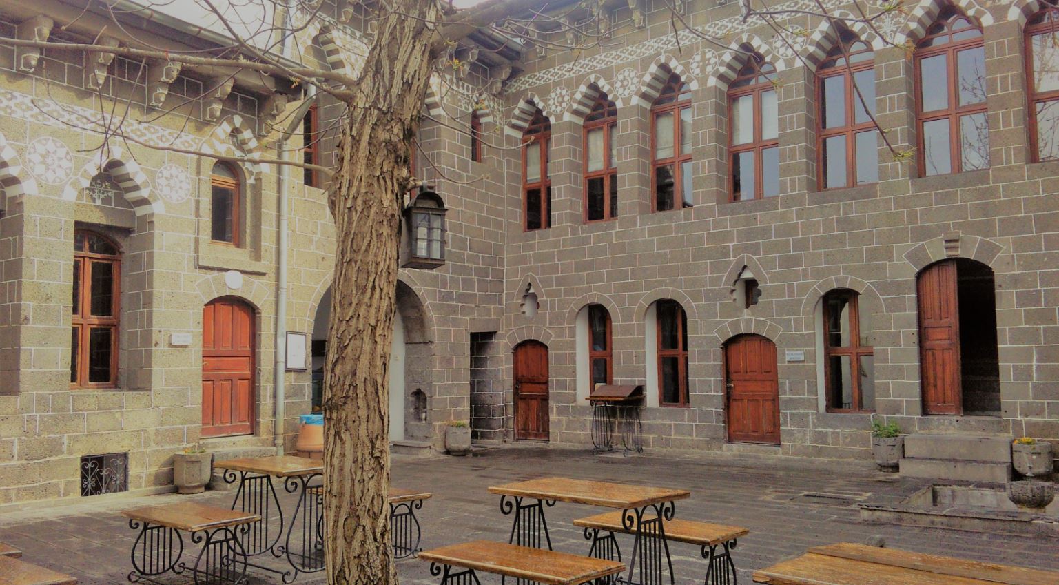 Ahmet Arif Edebiyat Müzesi