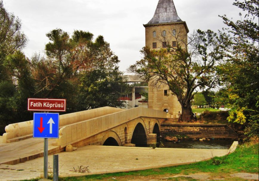 Edirne Gezilecek Yerler Fatih Köprüsü