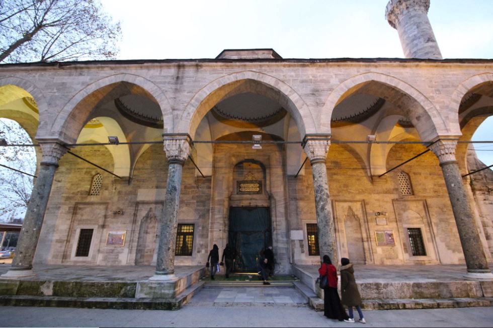 Muratpaşa Camii