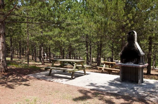 Karşıyaka Tabiat Parkı Kamp Alanı