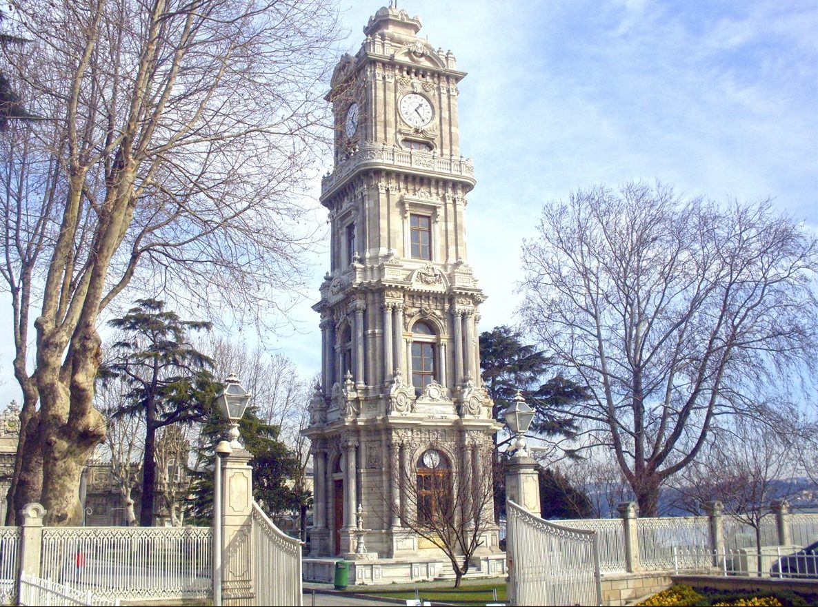Dolmabahçe Saat Kulesi